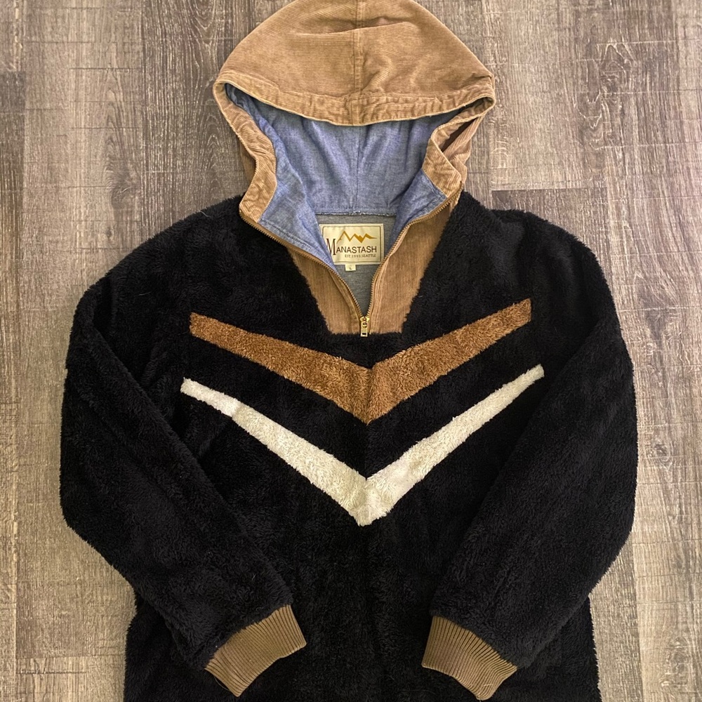 Manastash pull over